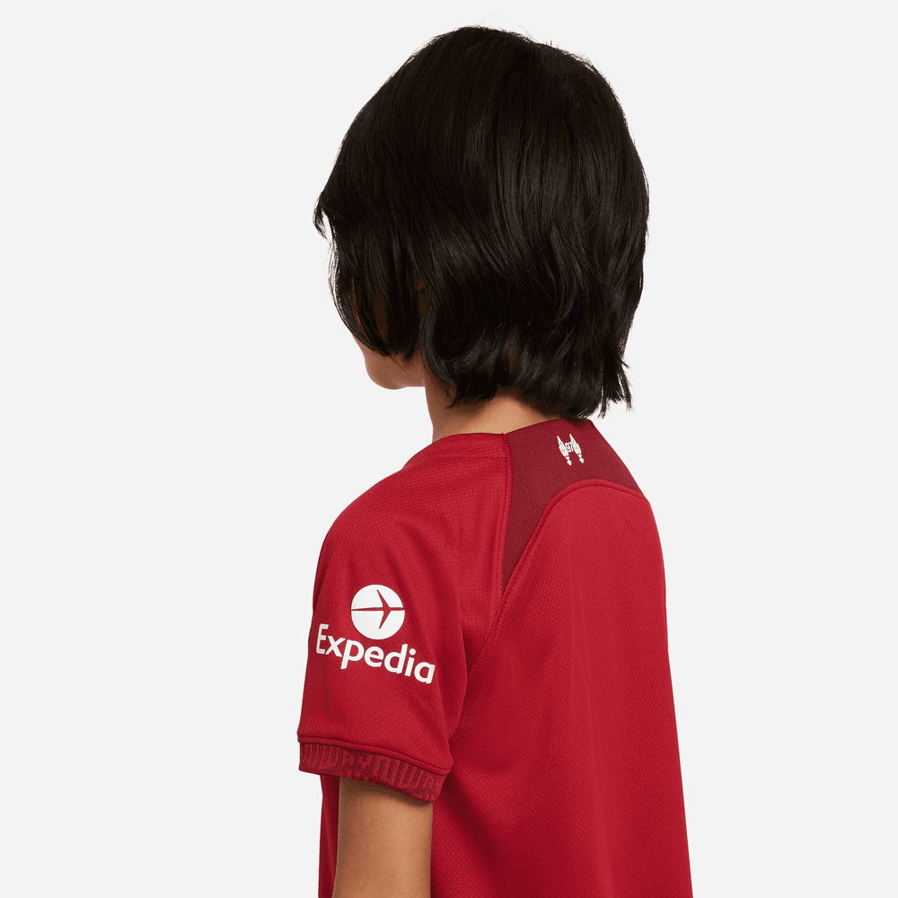 Nike 2022-23 Liverpool Little Kid's Home Kit - Tough Red (Detail 2)