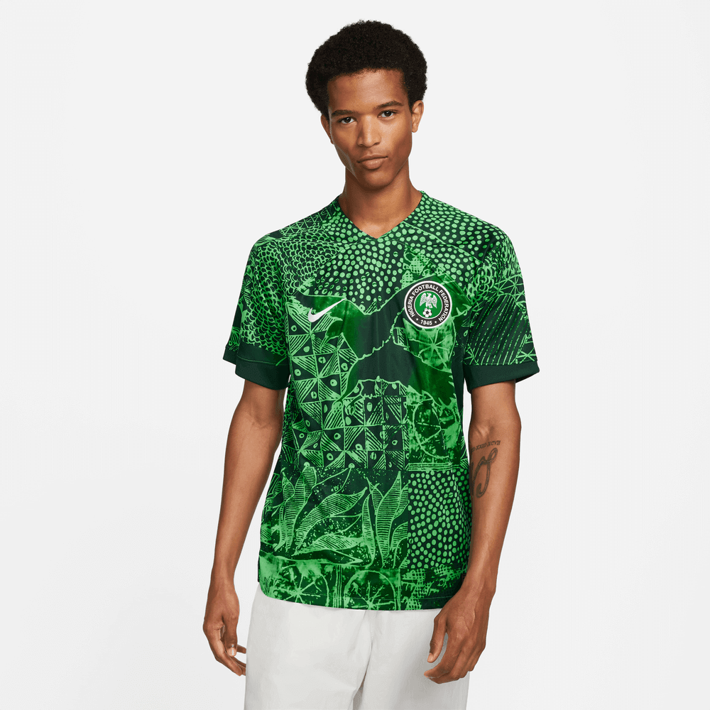 Nike 2022-23 Nigeria Home Jersey - Green Spark-Pine Green (Model - Front)