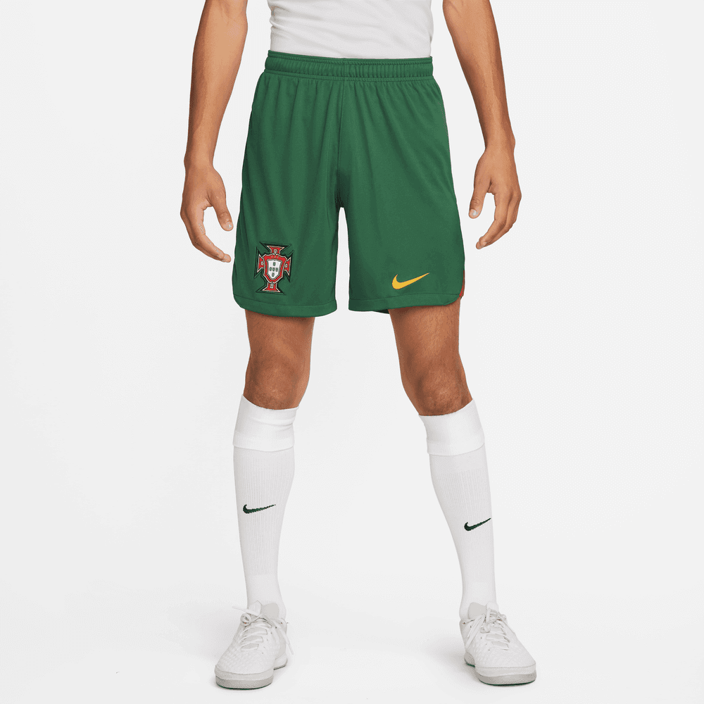 Nike 2022-23 Portugal Home Shorts (Model - Front)