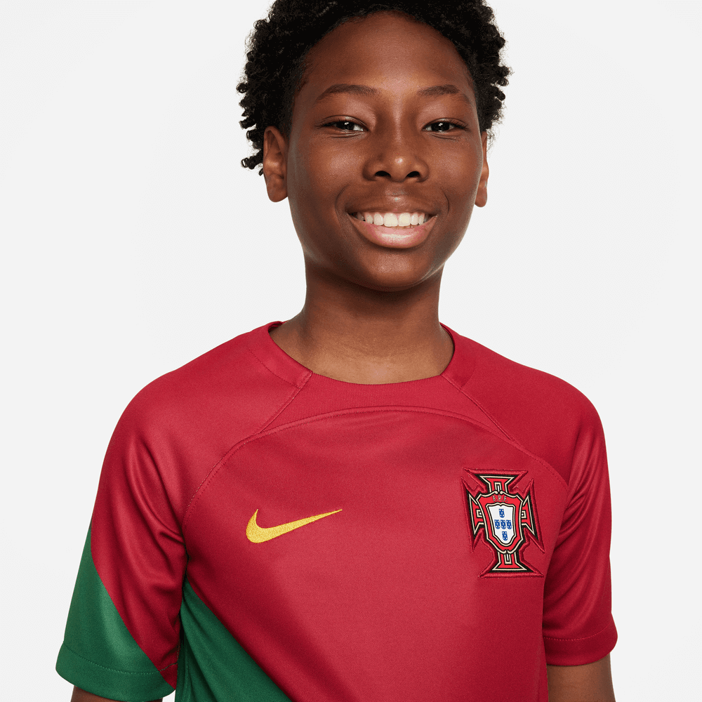 Nike 2022-23 Portugal YOUTH Home Jersey - Red-Green (Detail 1)