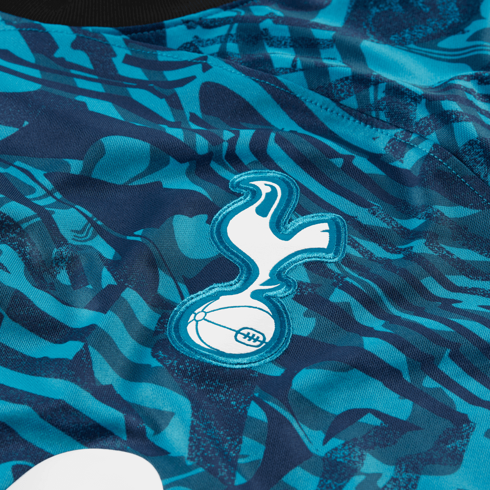 Nike 2022-23 Tottenham Third Jersey Turquoise (Detail 4)