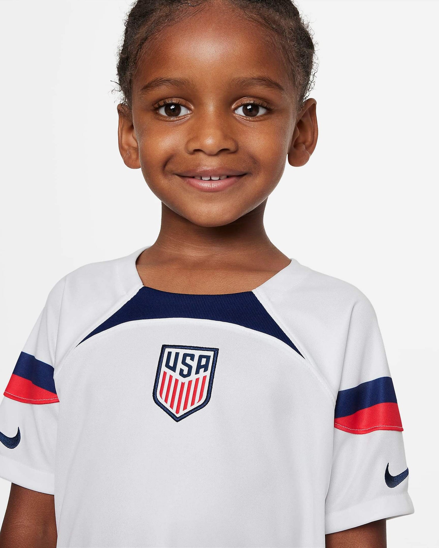 Nike 2022-23 USA Little Kids' Home Kit (Detail 1)