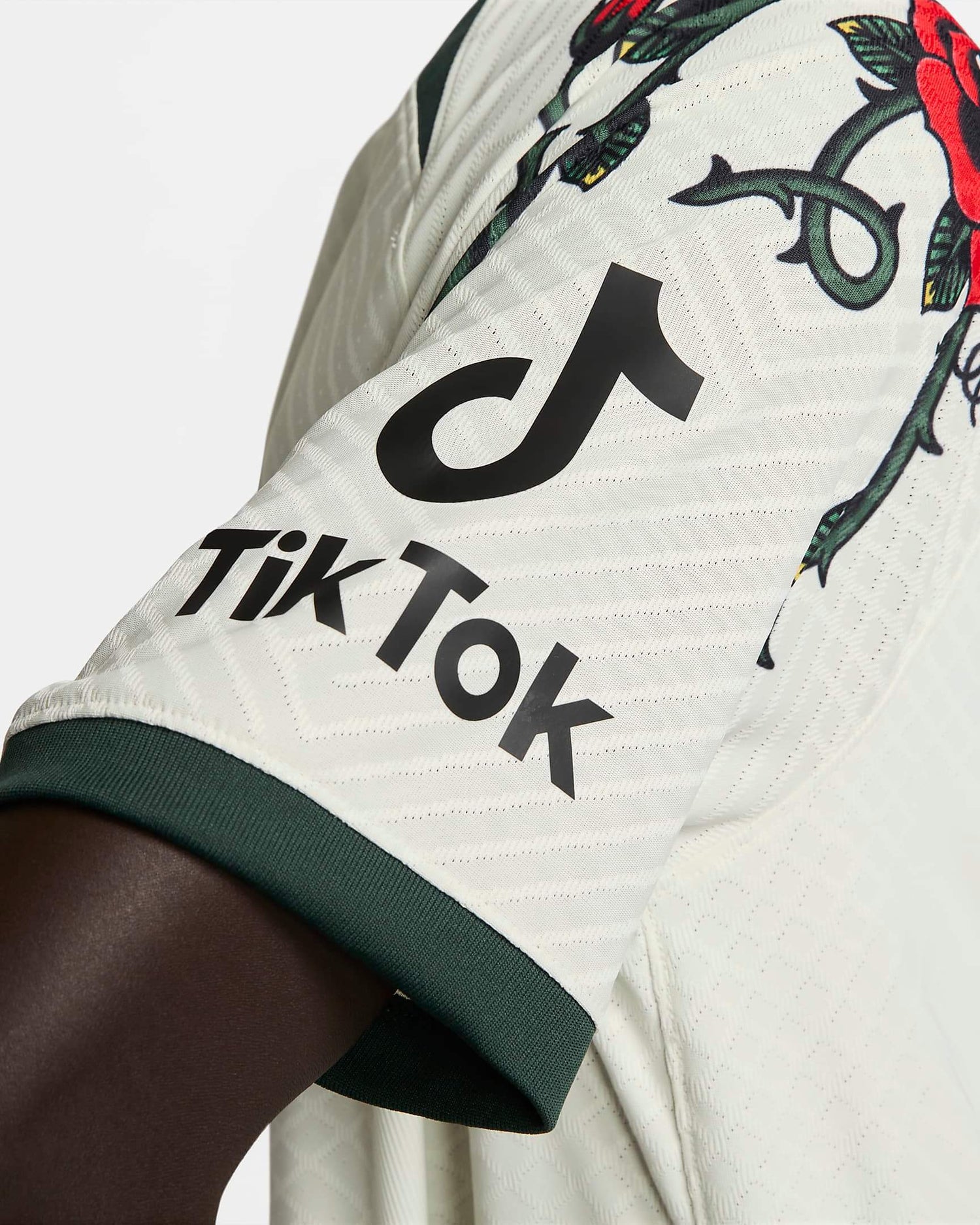 Nike 2023 Portland  Thorns Authentic Away Jersey - Light Bone-Pro Green-Black (Detail 2)