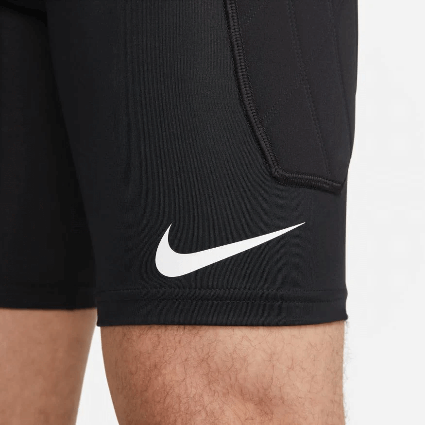 Nike Gardien I Padded Goalkeeper Shorts (Detail 1)