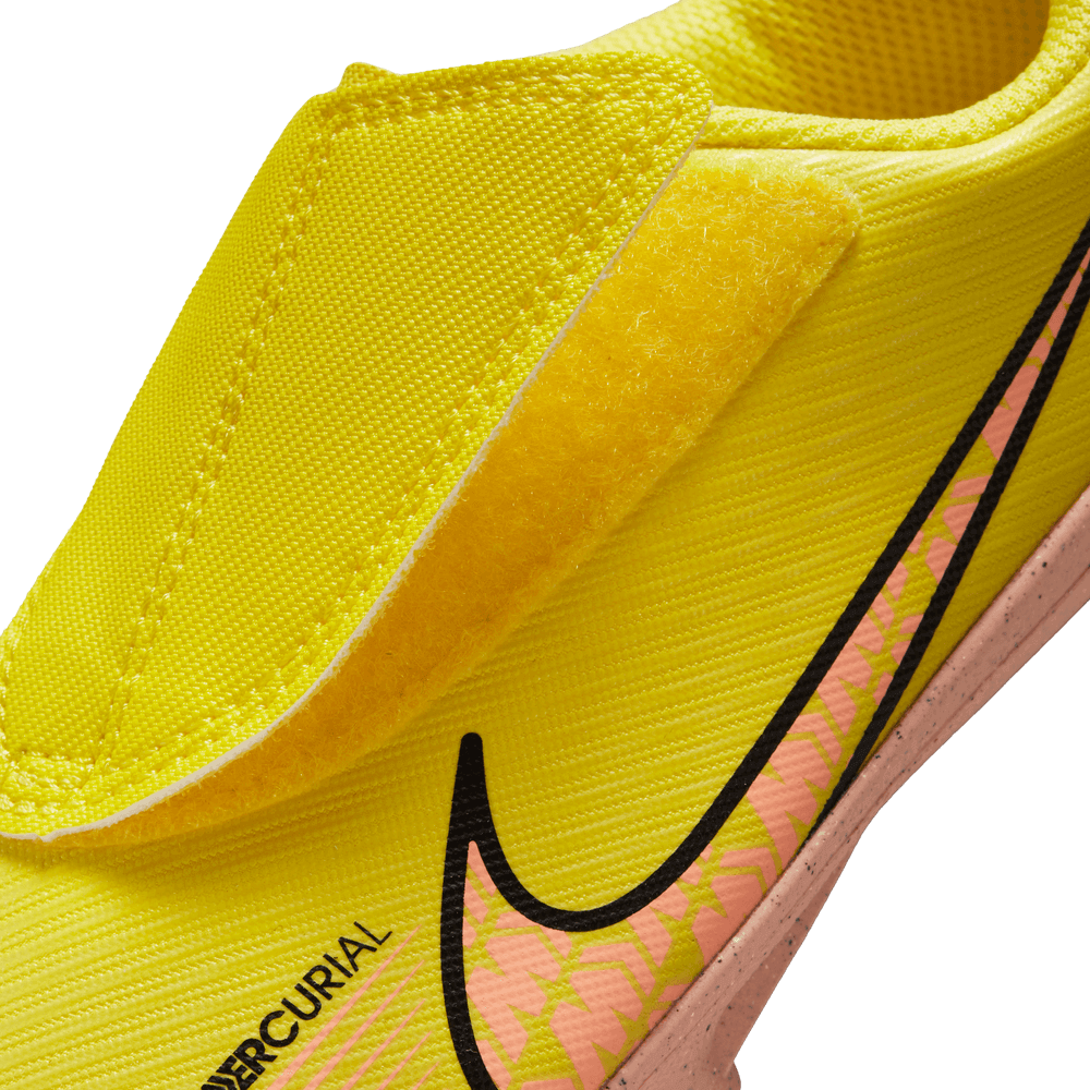 Nike Kids Vapor 15 Club MG PS (V) - Yellow Strike-Sunset Glow (Detail 3)