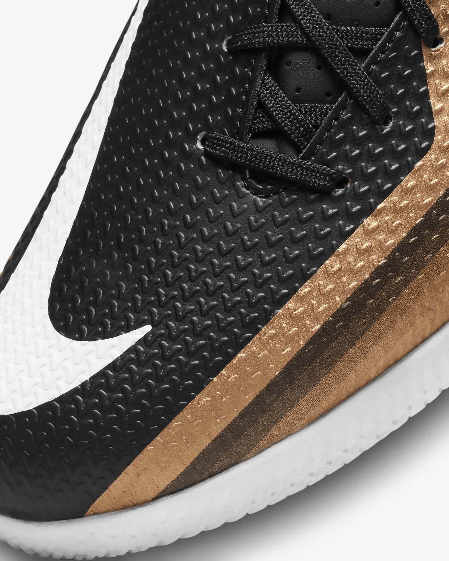  Nike Phantom GT2 Academy IC -Metallic Copper (Detail 1)