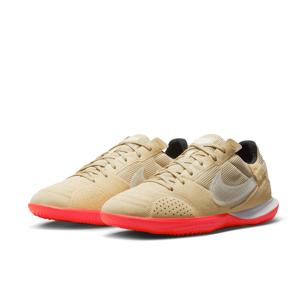 Nike Streetgato  Indoor - Gold - White - Infrared (Pair - Lateral)