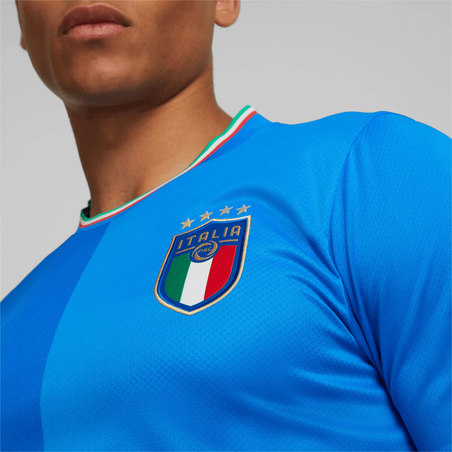 Puma 2022-23 Italy Home Jersey Ignite Blue-Ultra Blue (Detail 1)