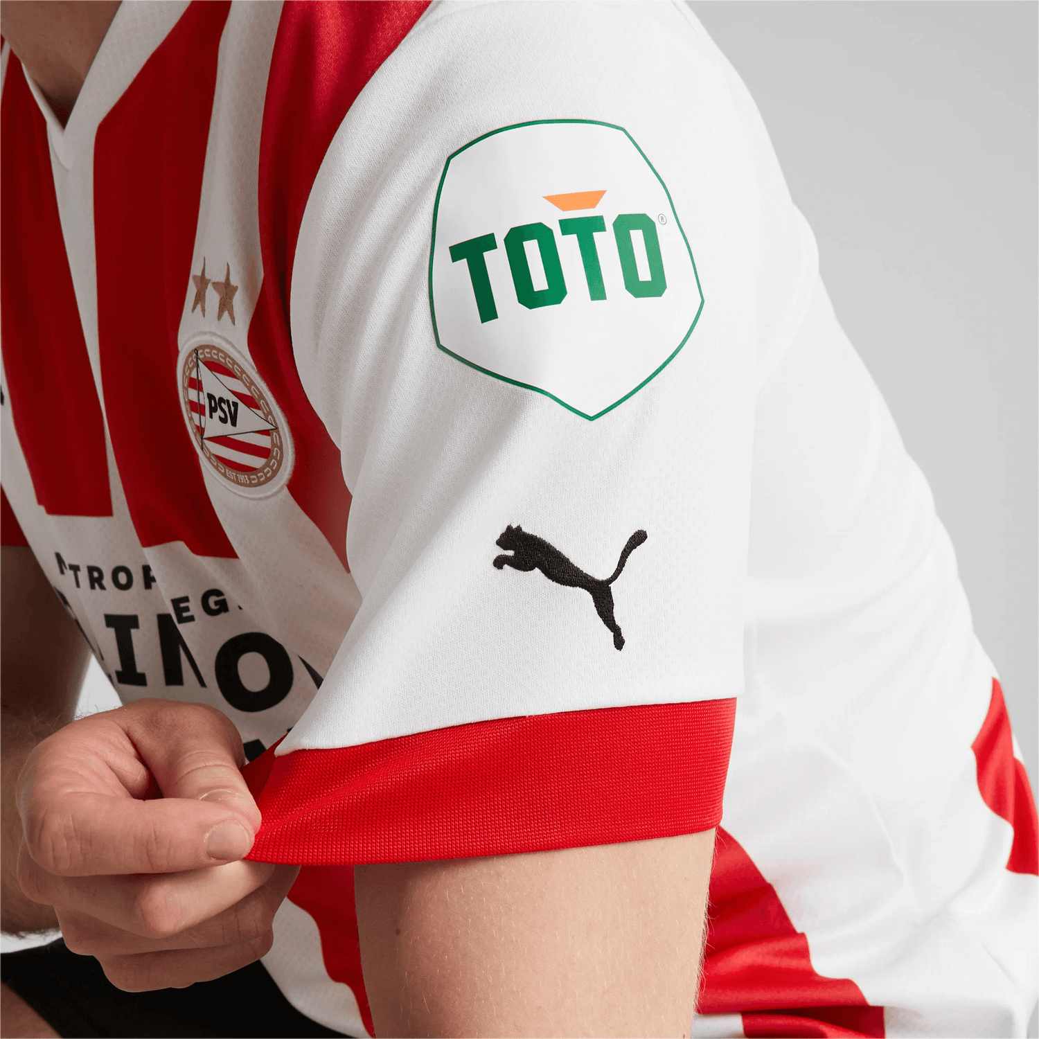 Puma 2022-23 PSV Home Jersey Red-White (Detail 1)