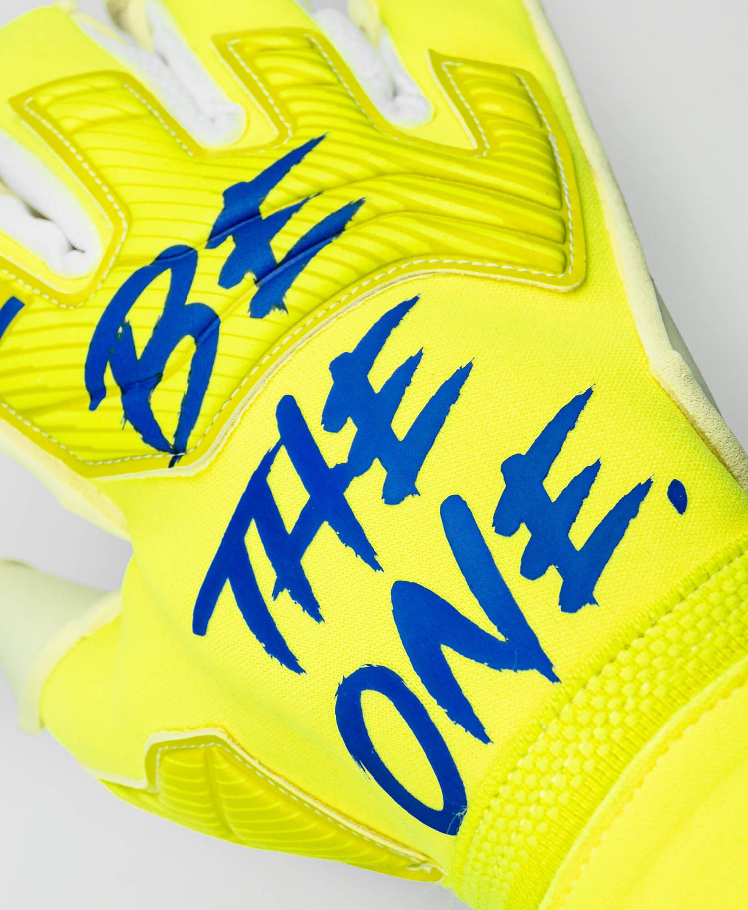 Reusch Attrakt Gold X Alpha Goalkeeper Gloves - Yellow-Blue-White (Detail 5)