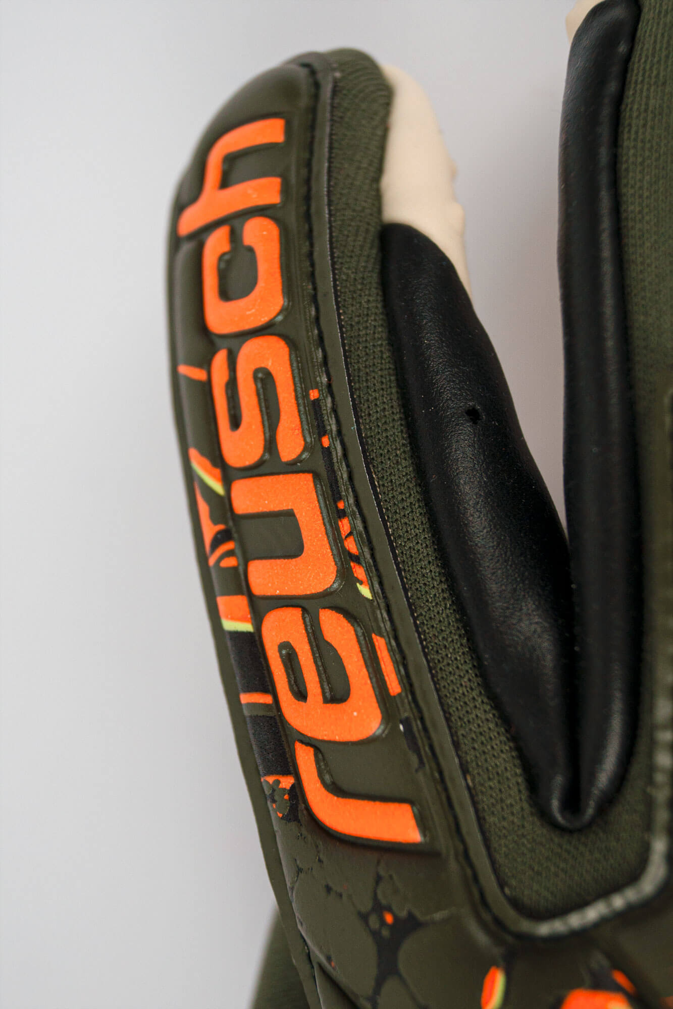 Reusch Attrakt Speedbump Ortho-Tec Goalkeeper Gloves - Desert Green-Shocking Orange (Detail 5)