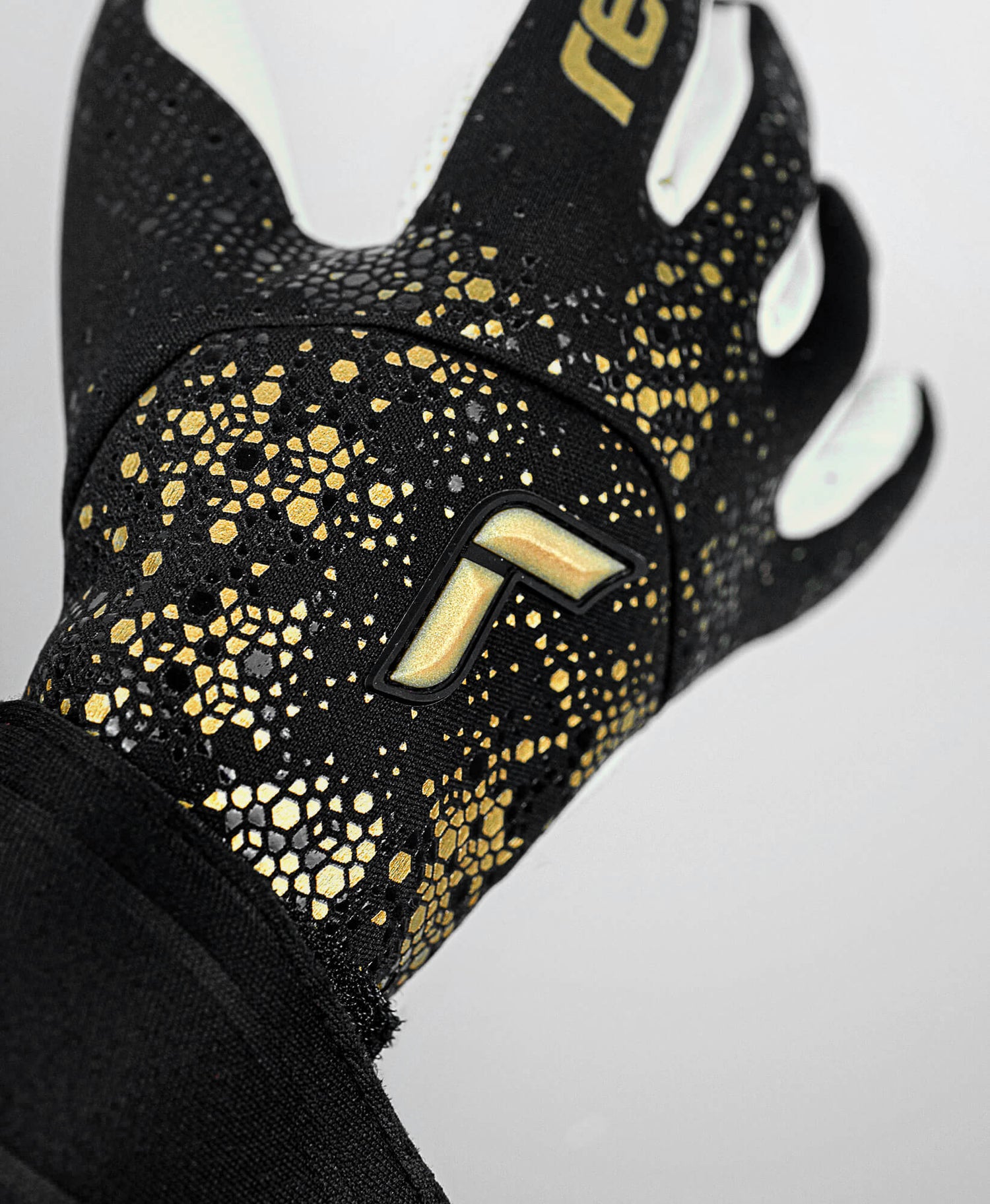 Reusch Pure Contact Gold X Glueprint Goalkeeper Gloves - Black-Gold (Detail 1)