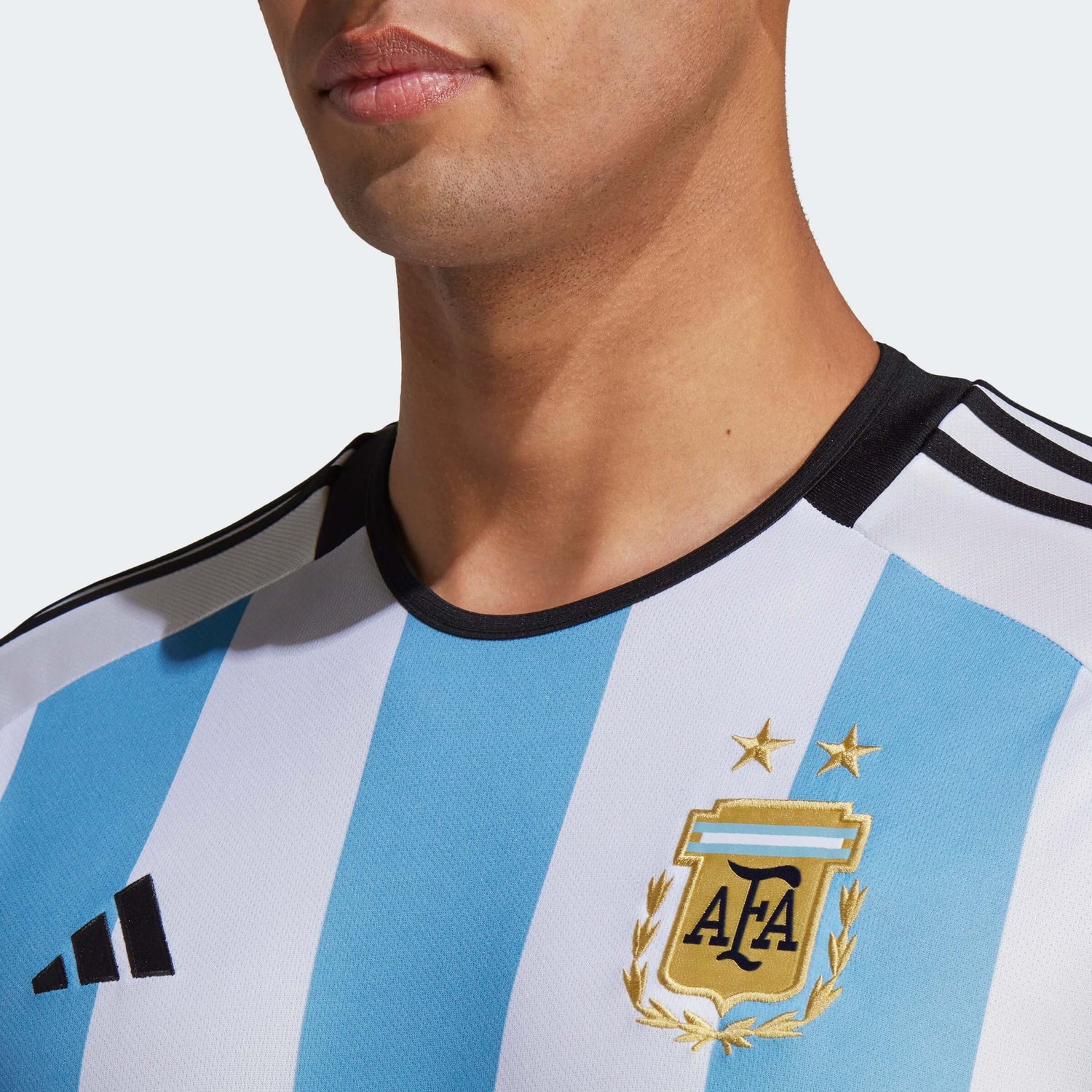 adidas 2022-23 Argentina Home Messi #10 Jersey - White-Light Blue (Detail 1)