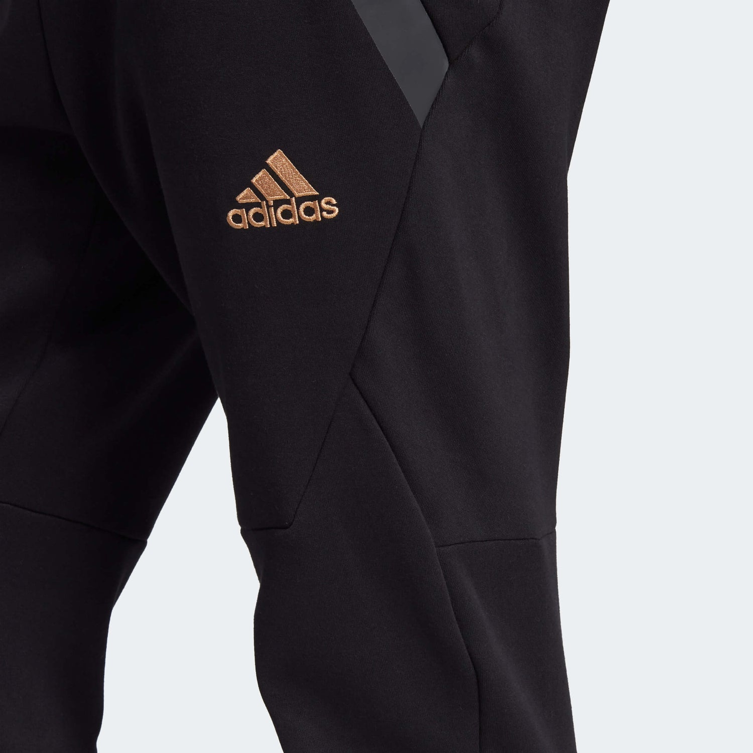 adidas 2022-23 Arsenal Travel Pants - Black (Detail 2)