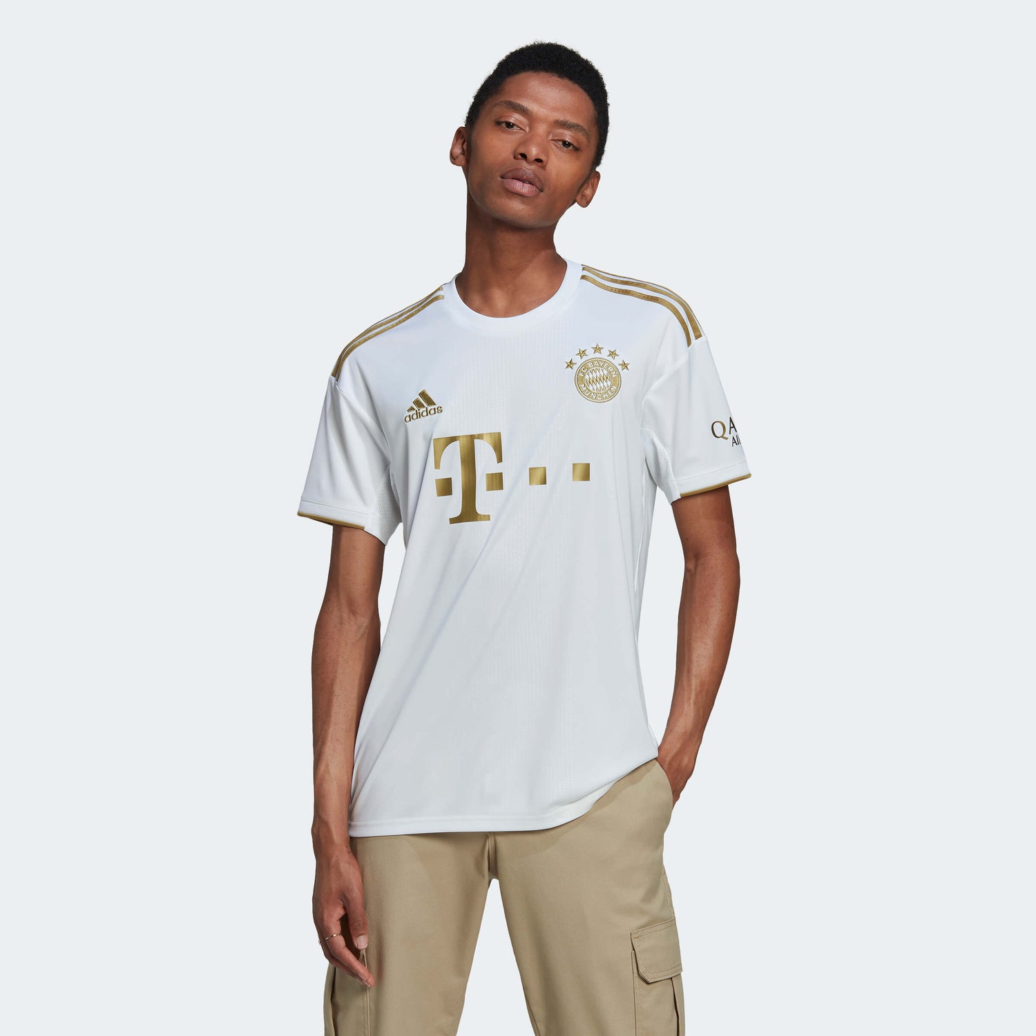 adidas 2022-23 Bayern Munich Away Jersey - White-Gold (Model - Front)