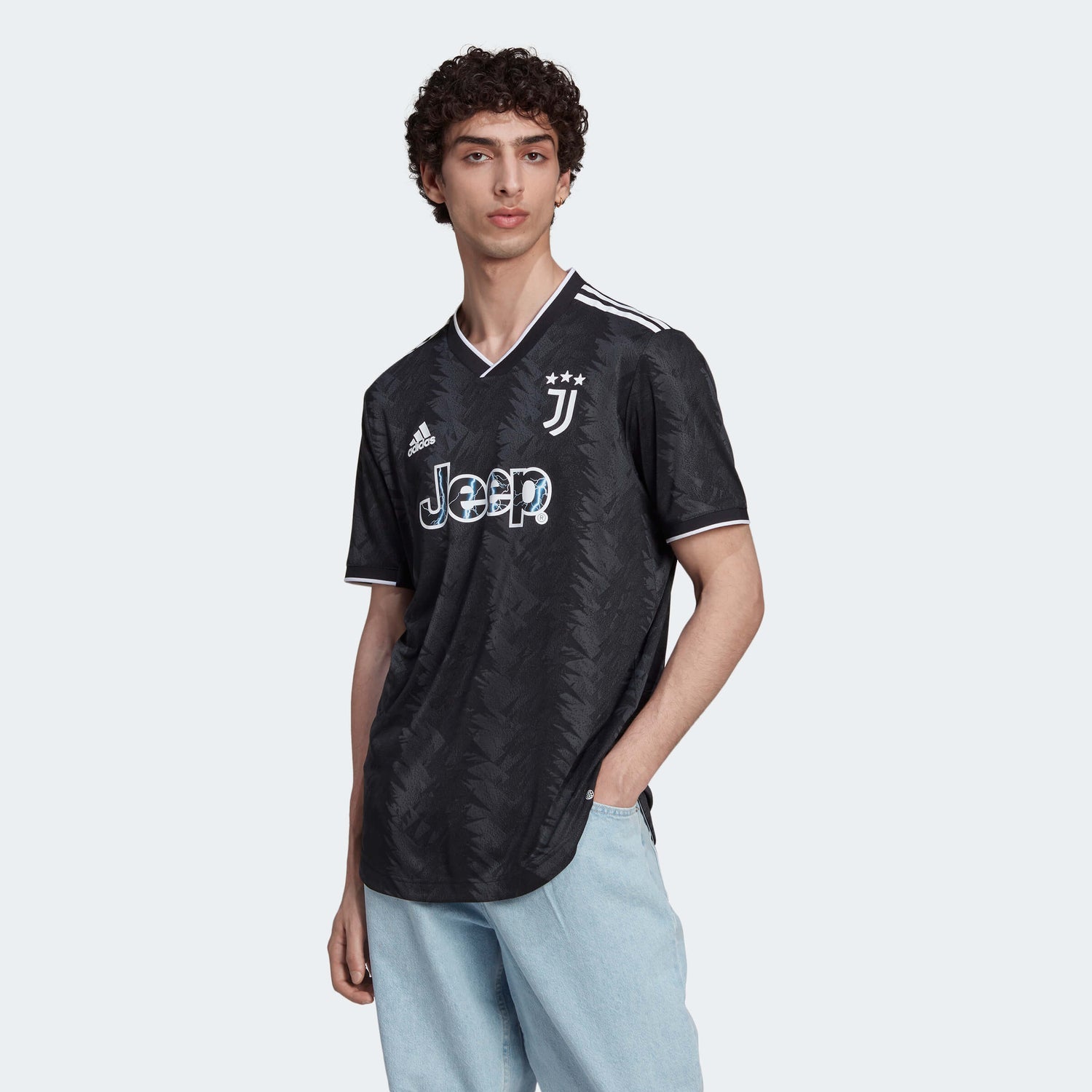 adidas 2022-23 Juventus Authentic Away Jersey - Black (Model - Front)