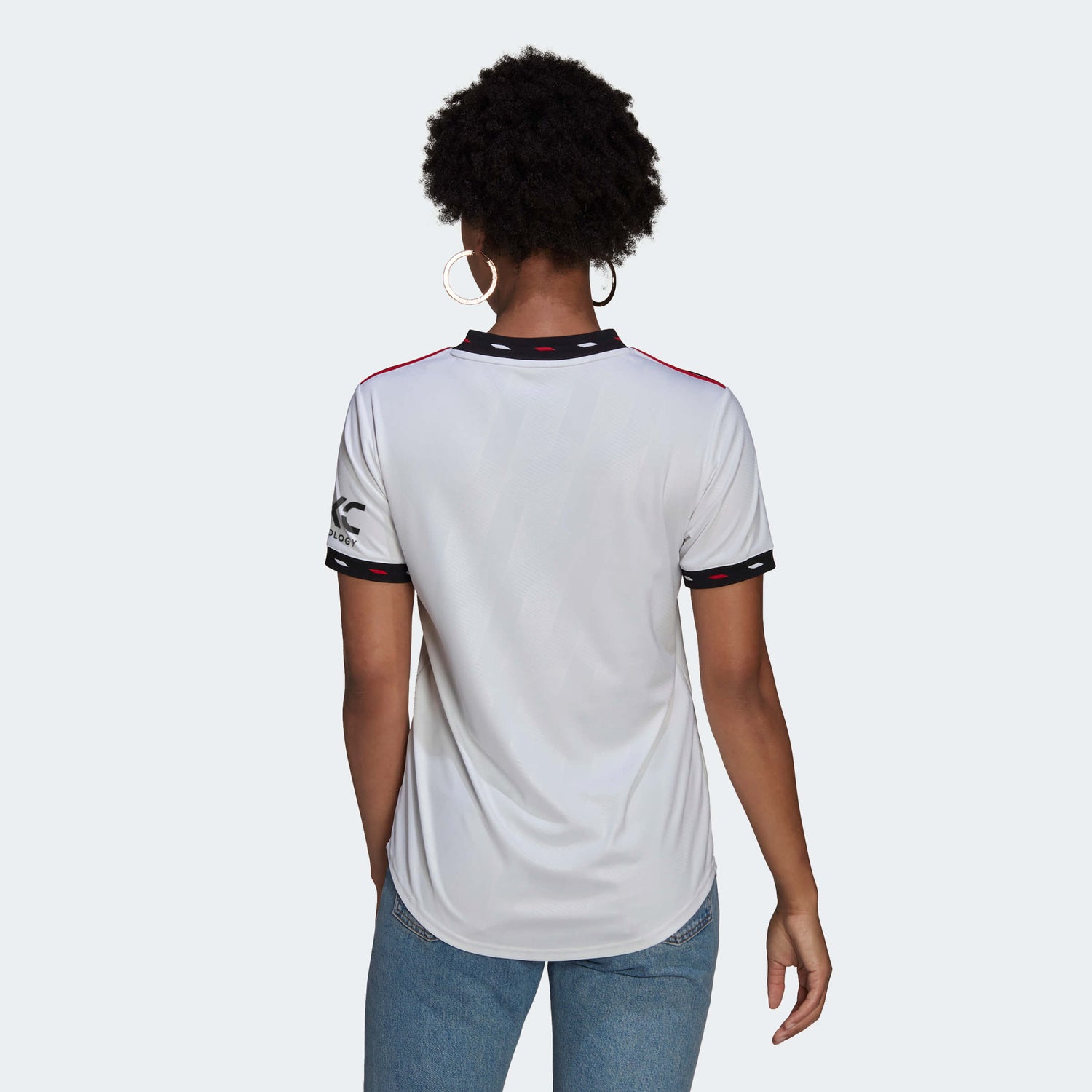 adidas 2022-23 Manchester United Women's Away Jersey - White (Model - Back)