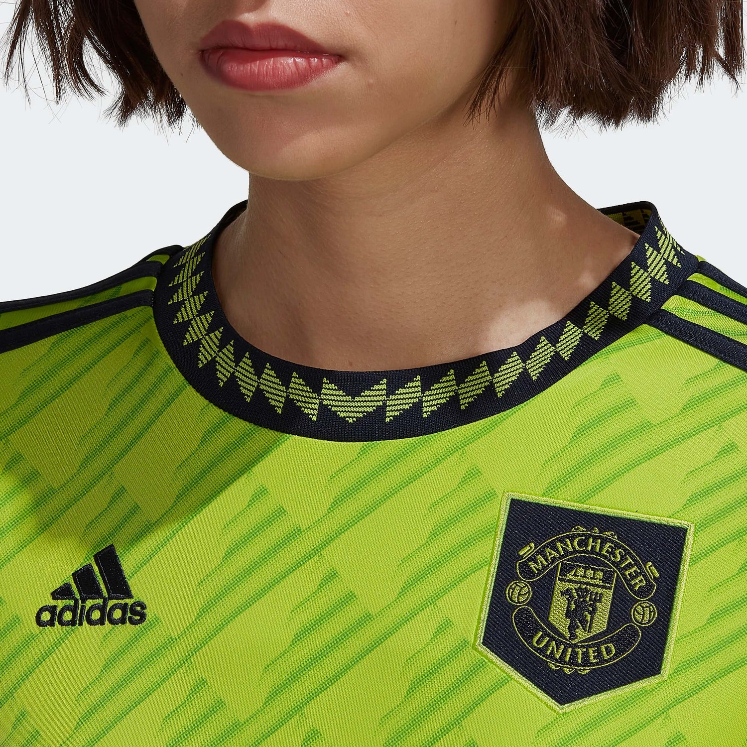 adidas 2022-23 Manchester United Women's Third Jersey - Solar Slime (Detail 1)