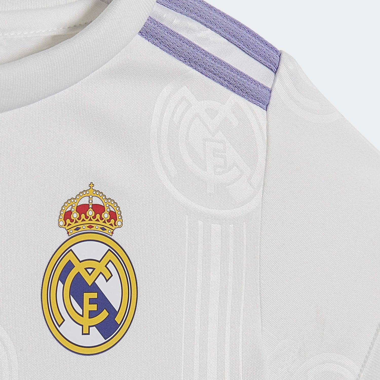 adidas 2022-23 Real Madrid Home Baby Kit - White (Detail 2)