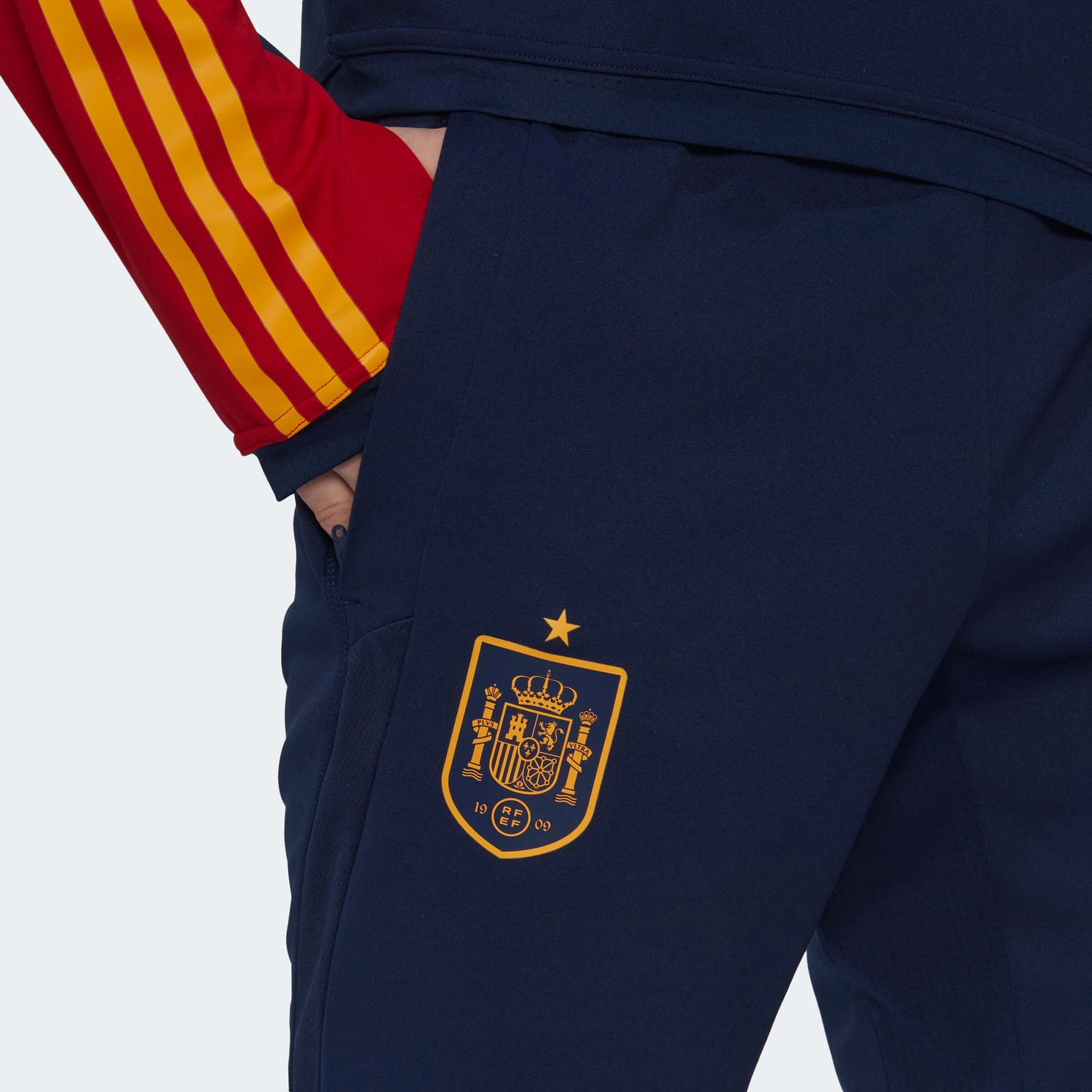 adidas 2022-23 Spain Training Pants - Navy (Detail 1)