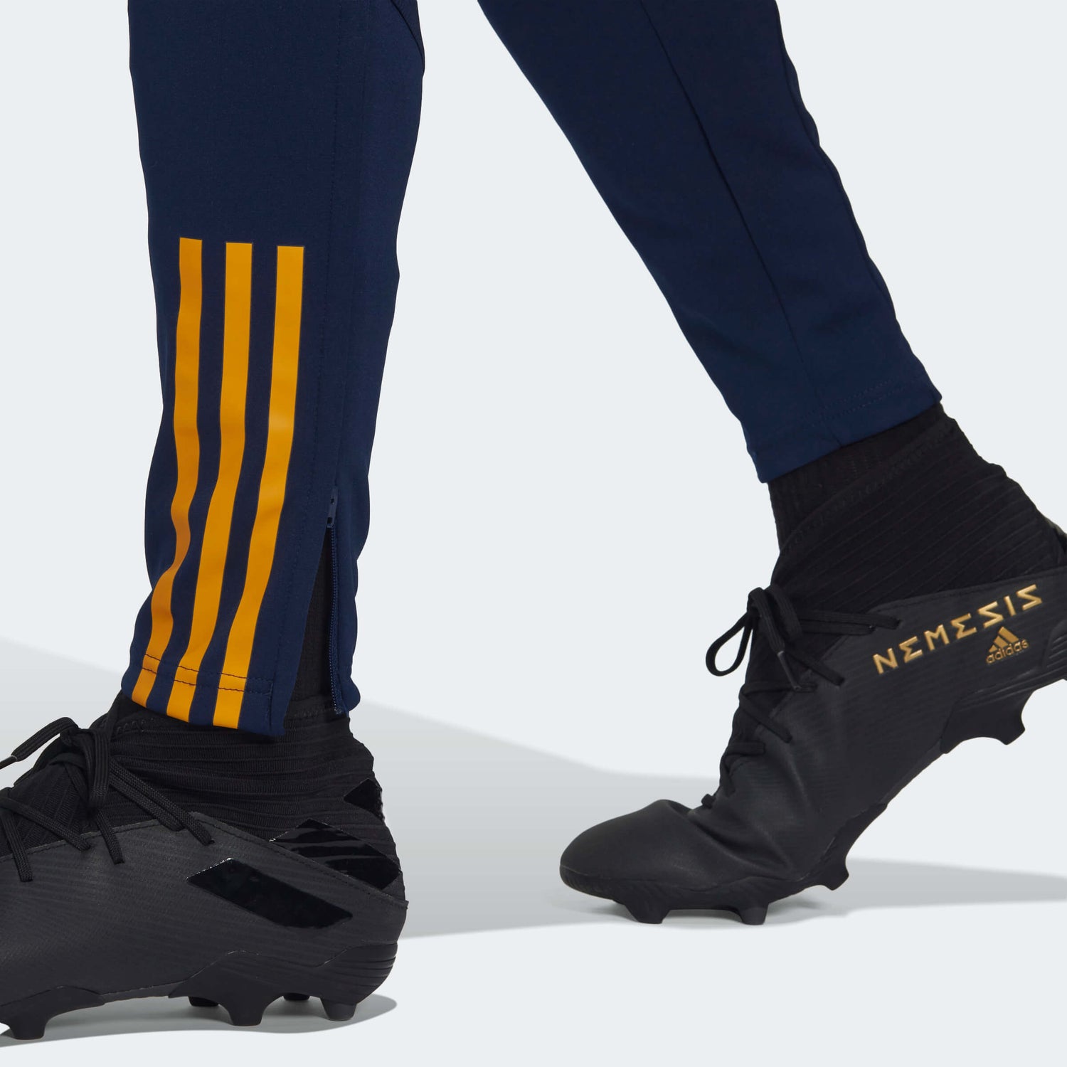 adidas 2022-23 Spain Training Pants - Navy (Detail 2)