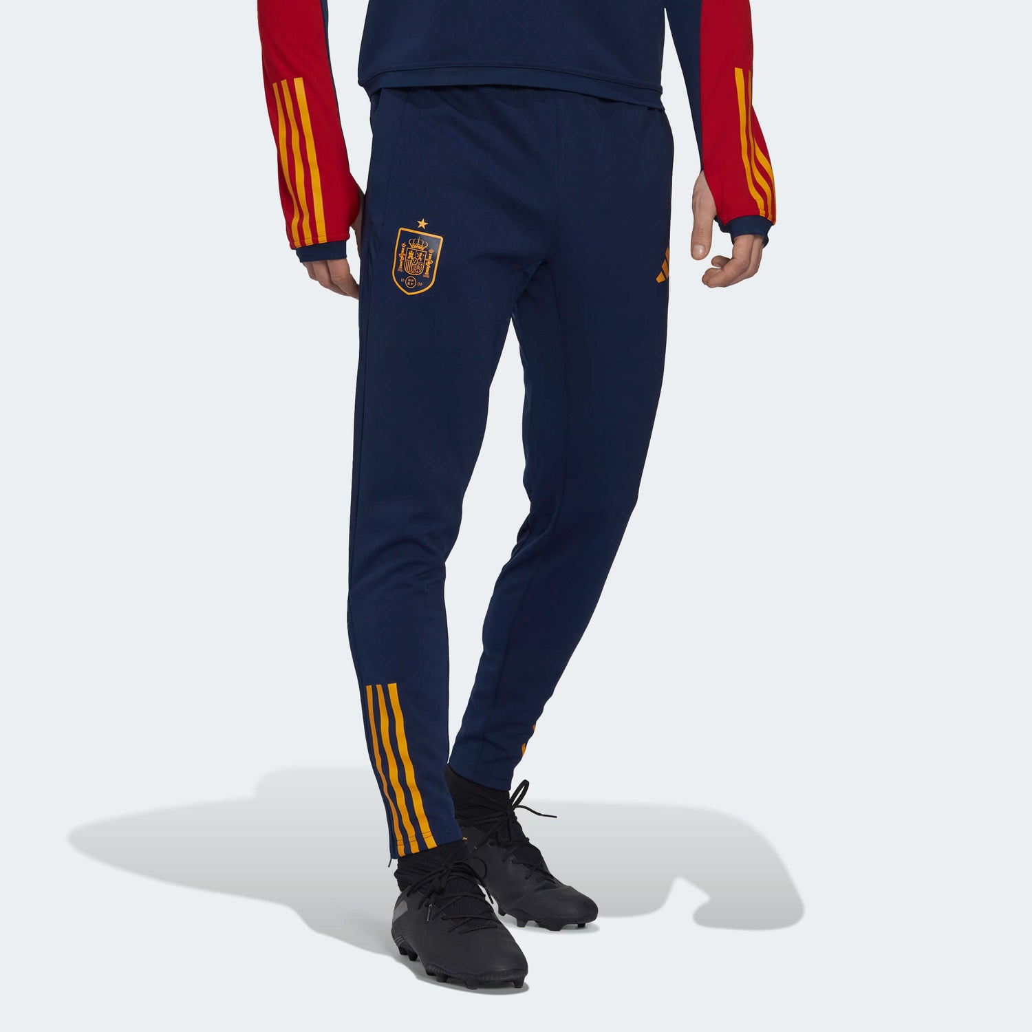 adidas 2022-23 Spain Training Pants - Navy (Model - Front)