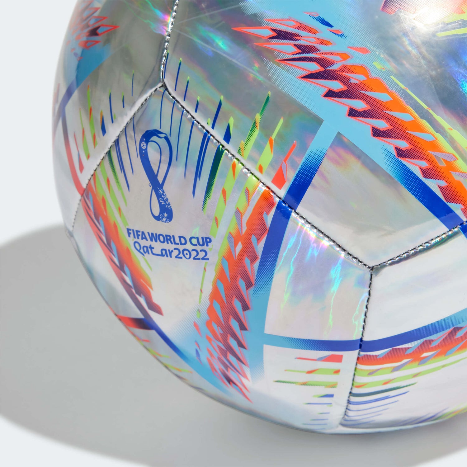 adidas Al Rihla Hologram Foil Training Ball (Detail 1)