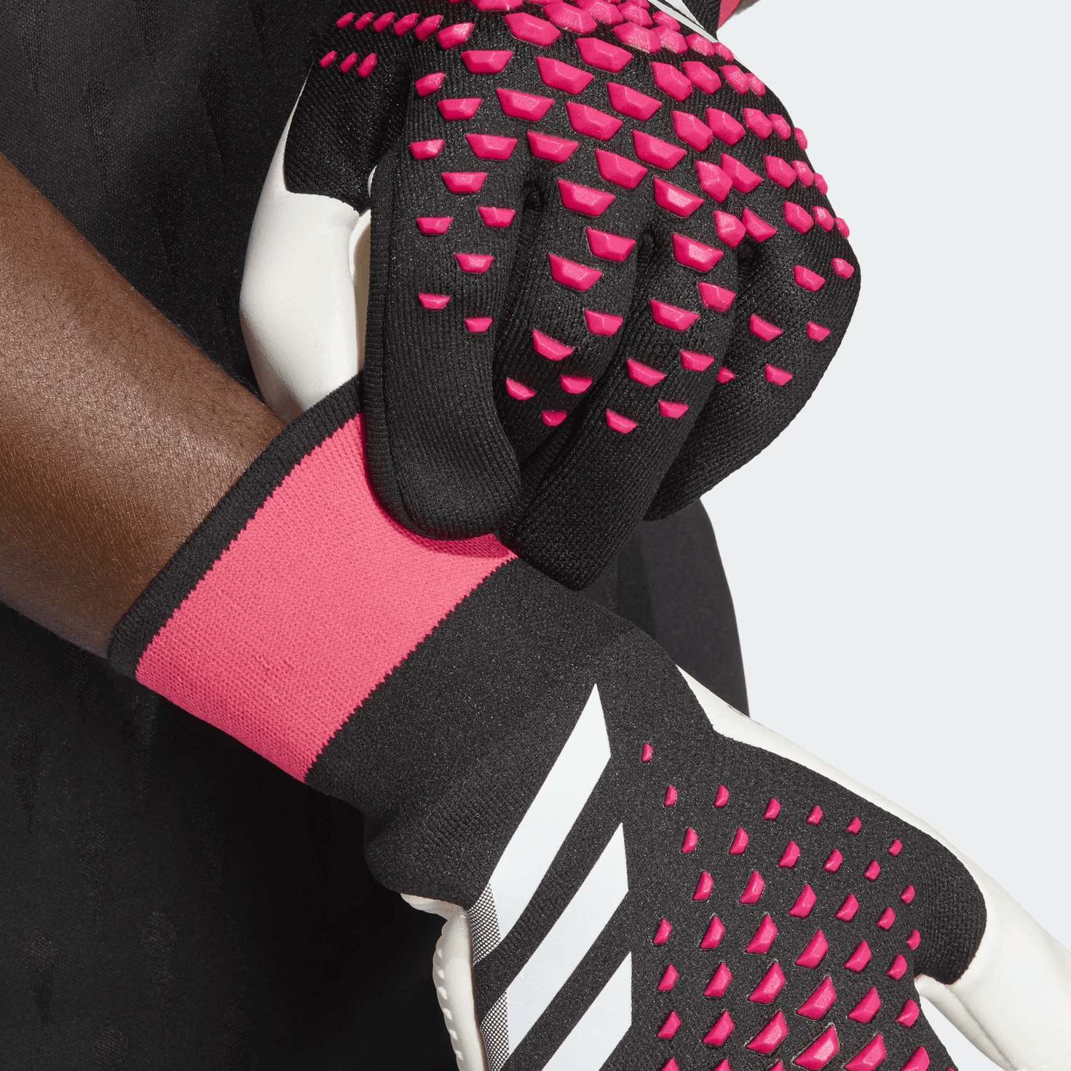adidas Predator Pro Goalkeeper Gloves - Black-White-Pink (Detail 1)