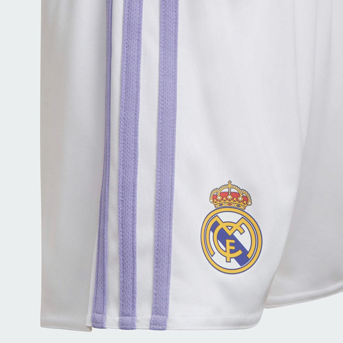 adidas 2022-23 Real Madrid Home Mini Kit - White (Detail 3)