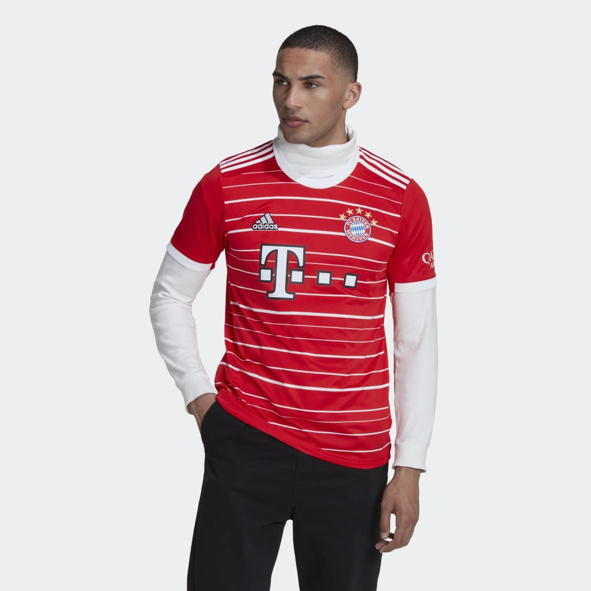 adidas 22-23 Bayern Munich Home Jersey - Red-White (Model - Front)