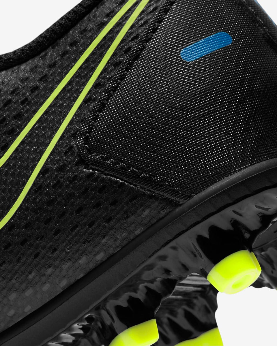 Nike JR Phantom GT Club FG-MG - Black-Volt (Detail 3)