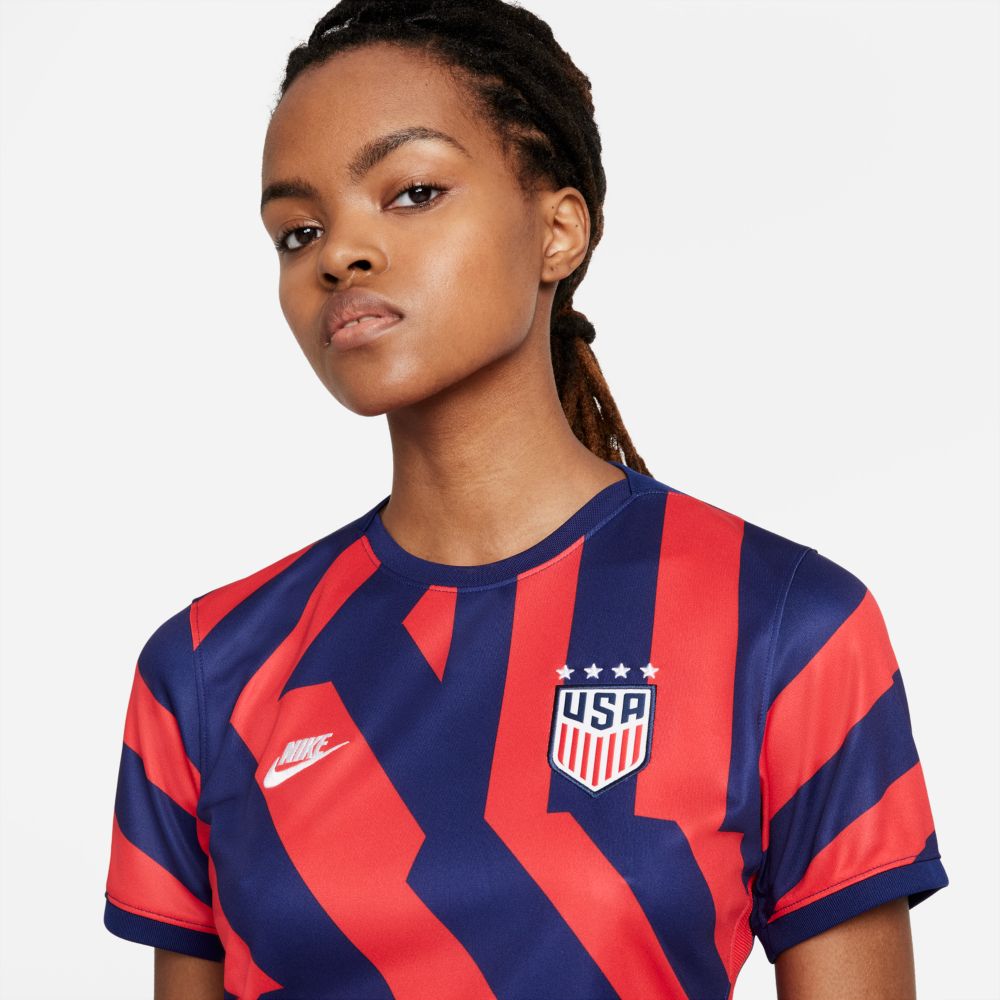 Nike 2021-22 USA Women Away Jersey - Navy-Red (Detail 1)