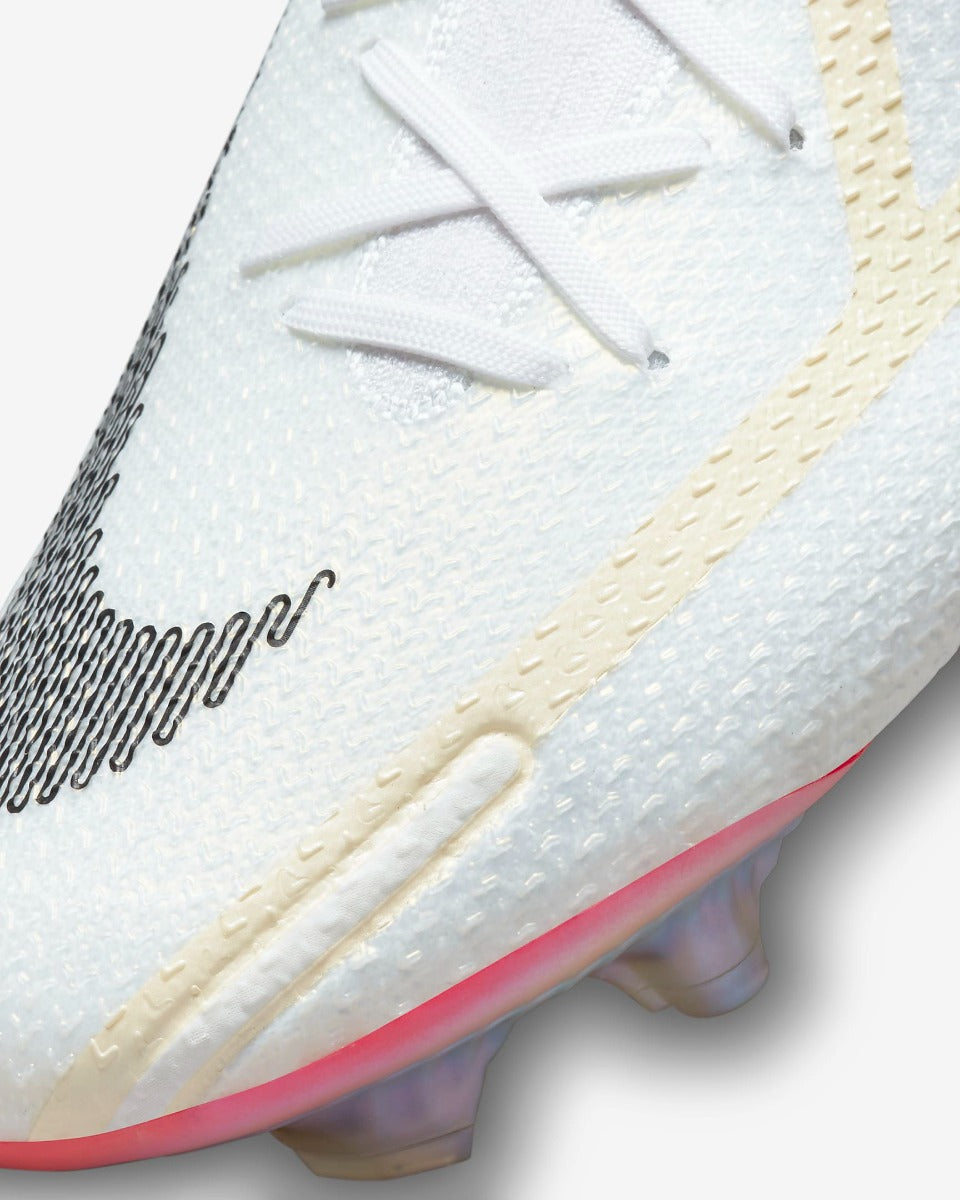Nike Phantom GT2 Elite FG - White (Detail 2)