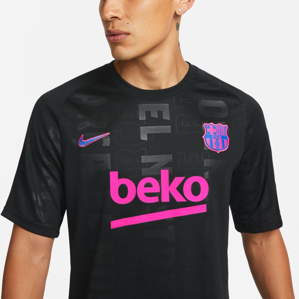 Nike 2021-22 Barcelona DF Pre-Match Jersey - Black- Fire Berry (Detail 1)