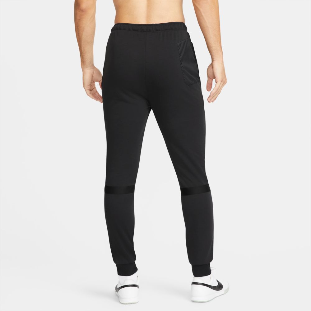 Nike 2021-22 Barcelona Fleece Travel Pants - Black (Model - Back)