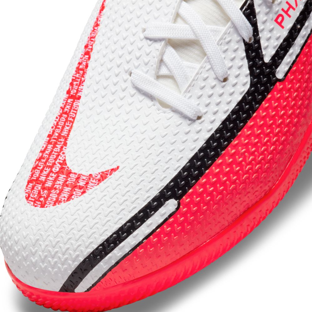 Nike Jr Phantom GT2 Academy DF IC - White-Volt-Crimson (Detail 1)
