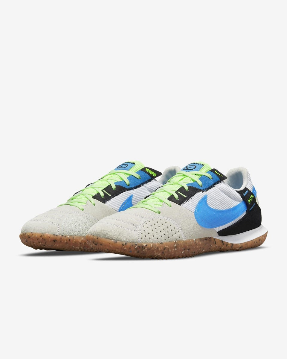 Nike Streetgato - White-Blue-Black (Pair - Diagonal)