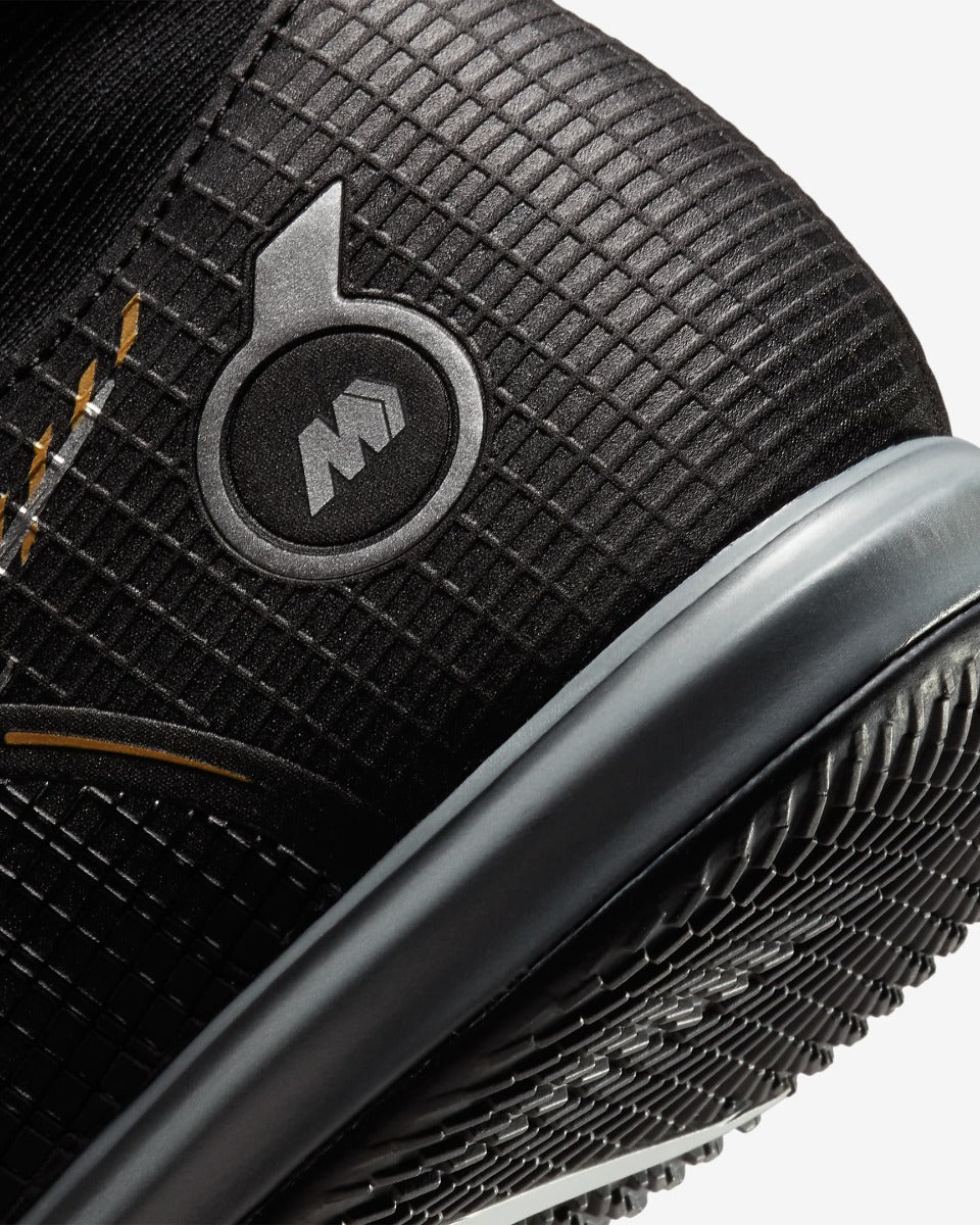 Nike Superfly 8 Academy IC  - Black-Gold (Detail 2)