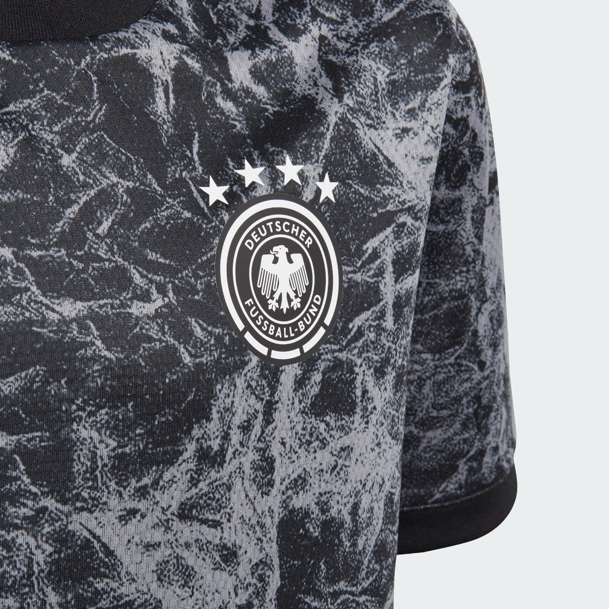 Adidas 2021-22 Germany Youth Training Jersey - Black (Detail 1)