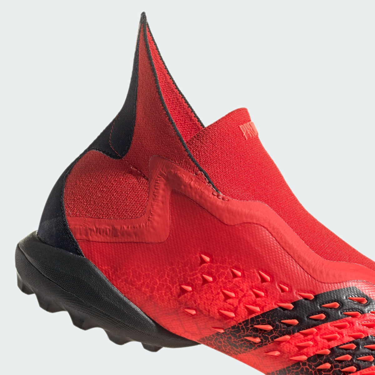 Adidas Predator Freak + TF - Red-Black (Detail 3)