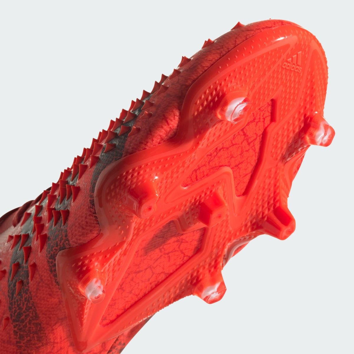 Adidas Predator Freak .1 FG - Red-Black (Detail 2)