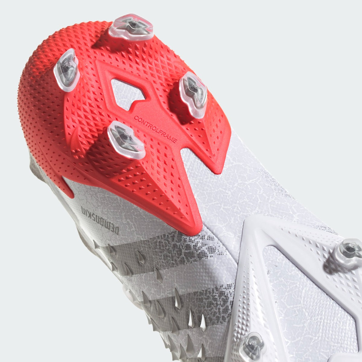 Adidas Predator Freak .1 FG - White-Grey-Solar Red (Detail 2)