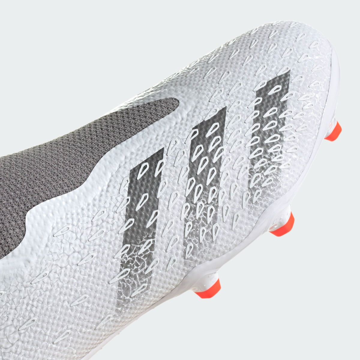 Adidas Predator Freak .3 Laceless FG - White-Grey-Solar Red (Detail 1)