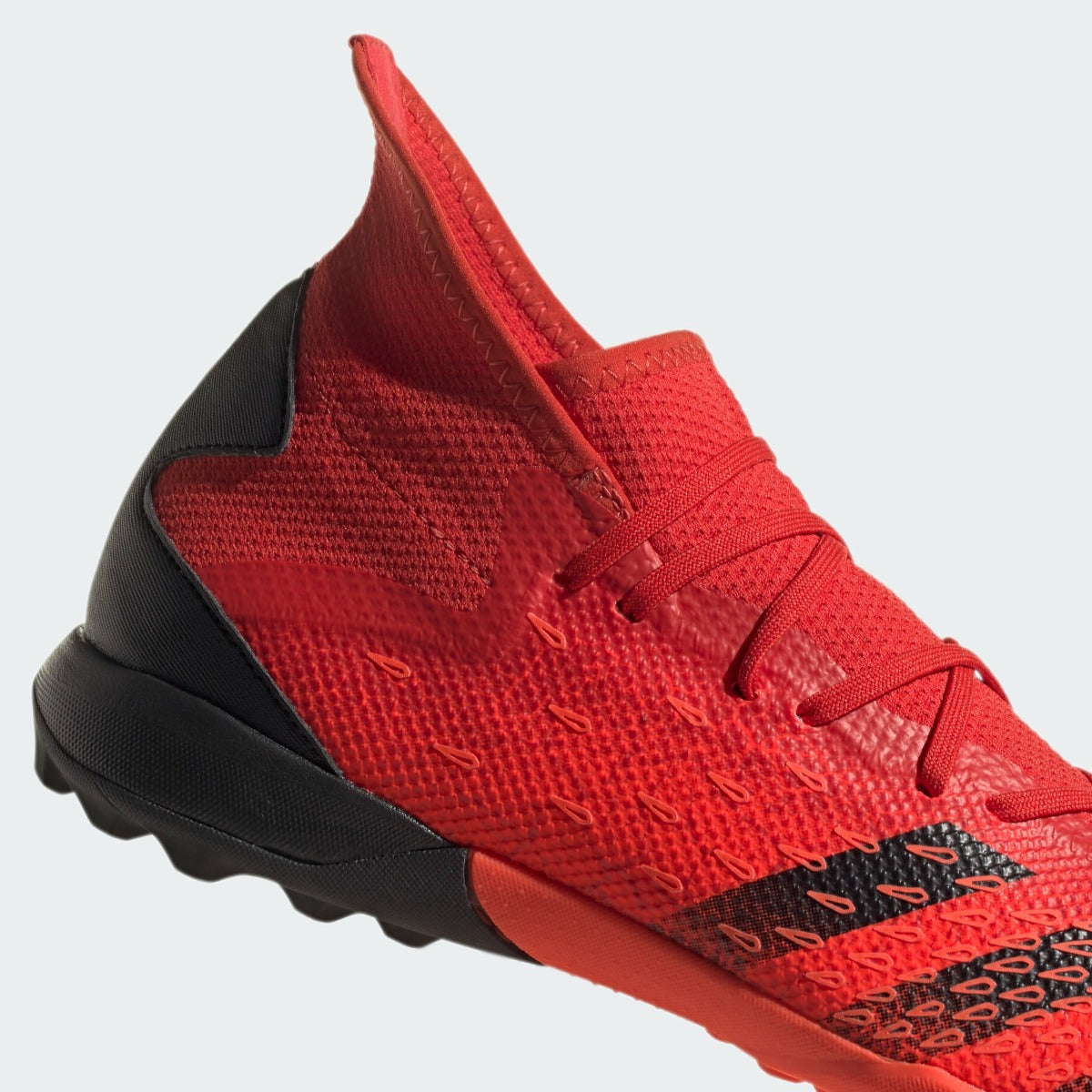 Adidas Predator Freak .3 TF - Red-Black (Detail 2)