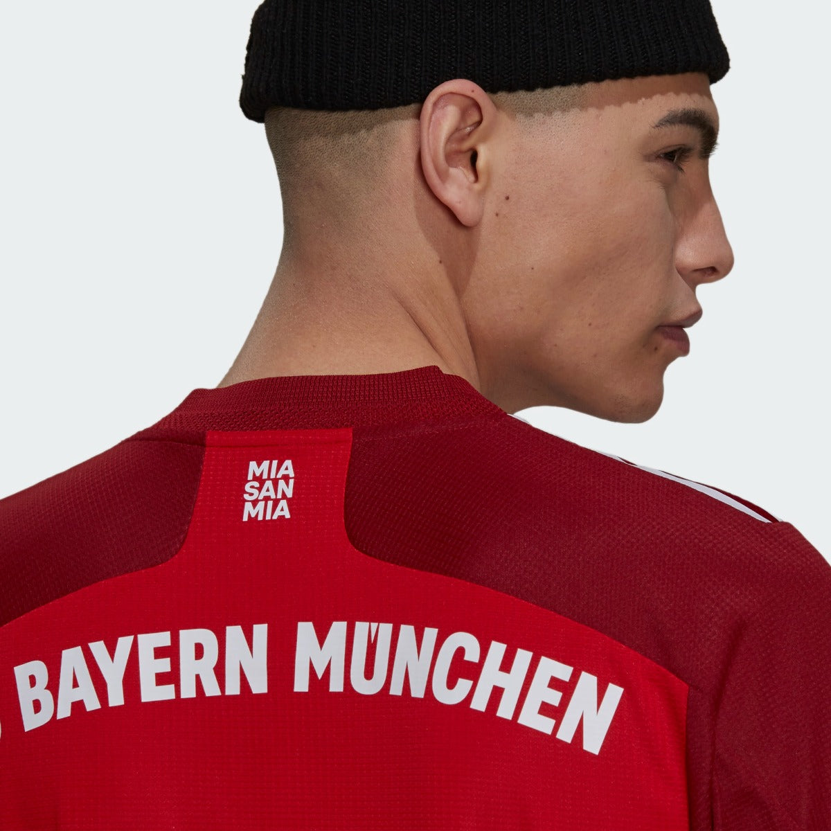 Adidas 2021-22 Bayern Munich Home Authentic Jersey - True Red (Detail 2)