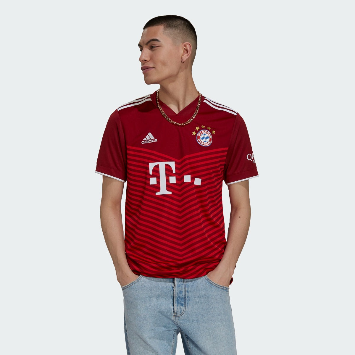 Adidas 2021-22 Bayern Munich Home Jersey - True Red (Model - Front)