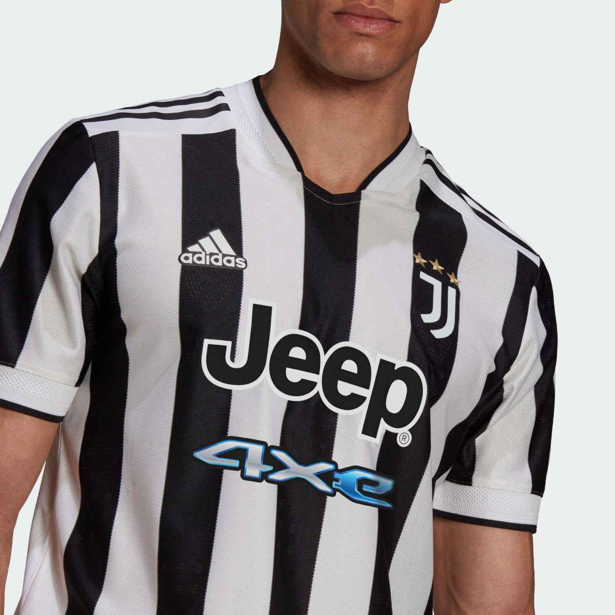 Adidas 2021-22 Juventus Home Authentic Jersey - White-Black (Detail 1)