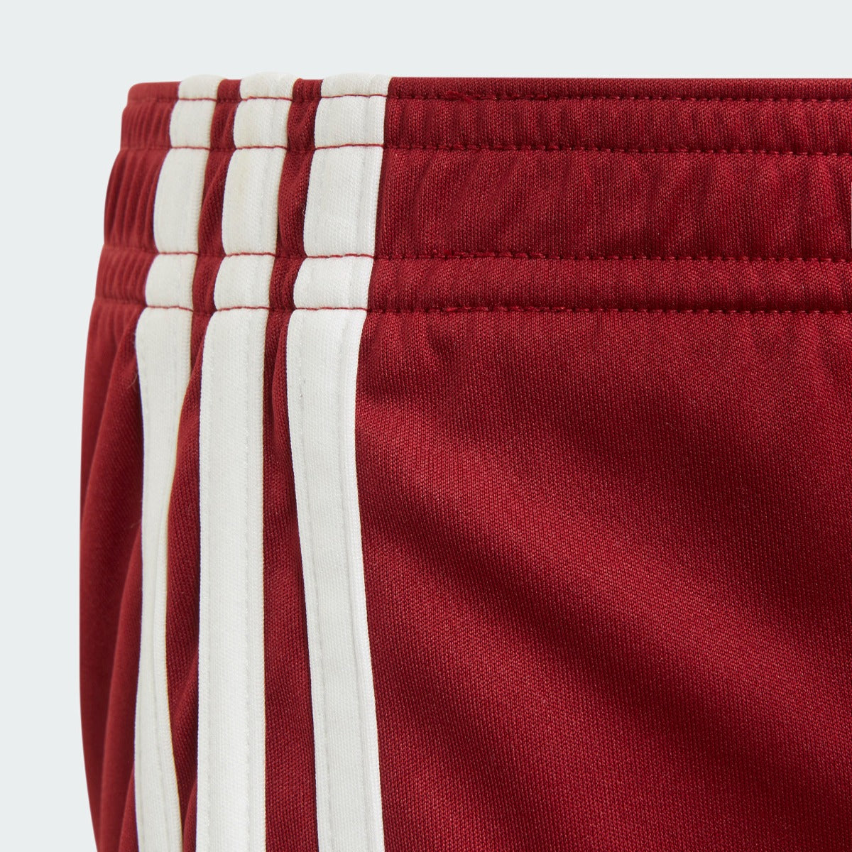 Adidas 2021-22 Bayern Munich Home MINI Kit - True Red (Detail 3)