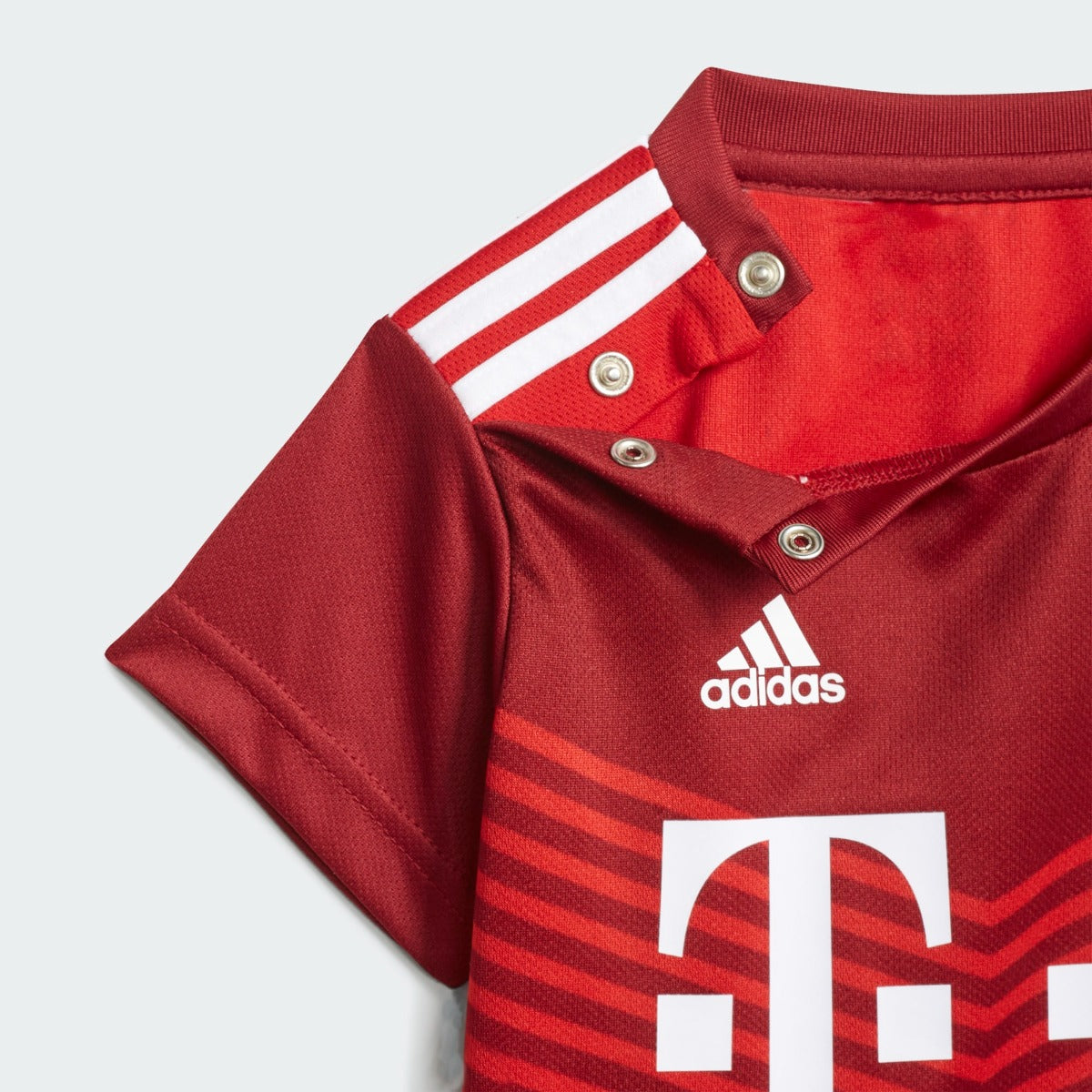 Adidas 2021-22 Bayern Munich Home Baby Set - True Red (Detail 1)