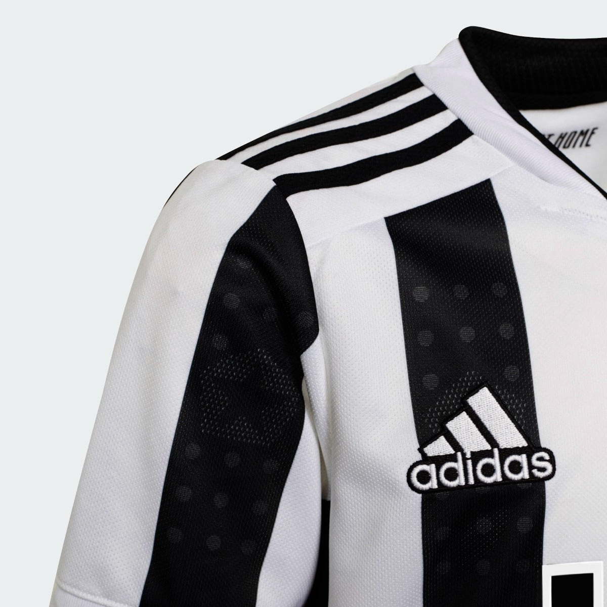 Adidas 2021-22 Juventus Youth Home Jersey - White-Black (Detail 2)